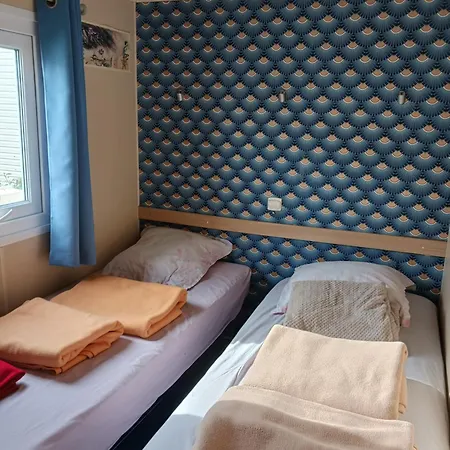 مكان تخييم Mobil L42