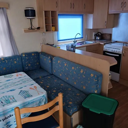 Mobil L42 אתר קמפינג